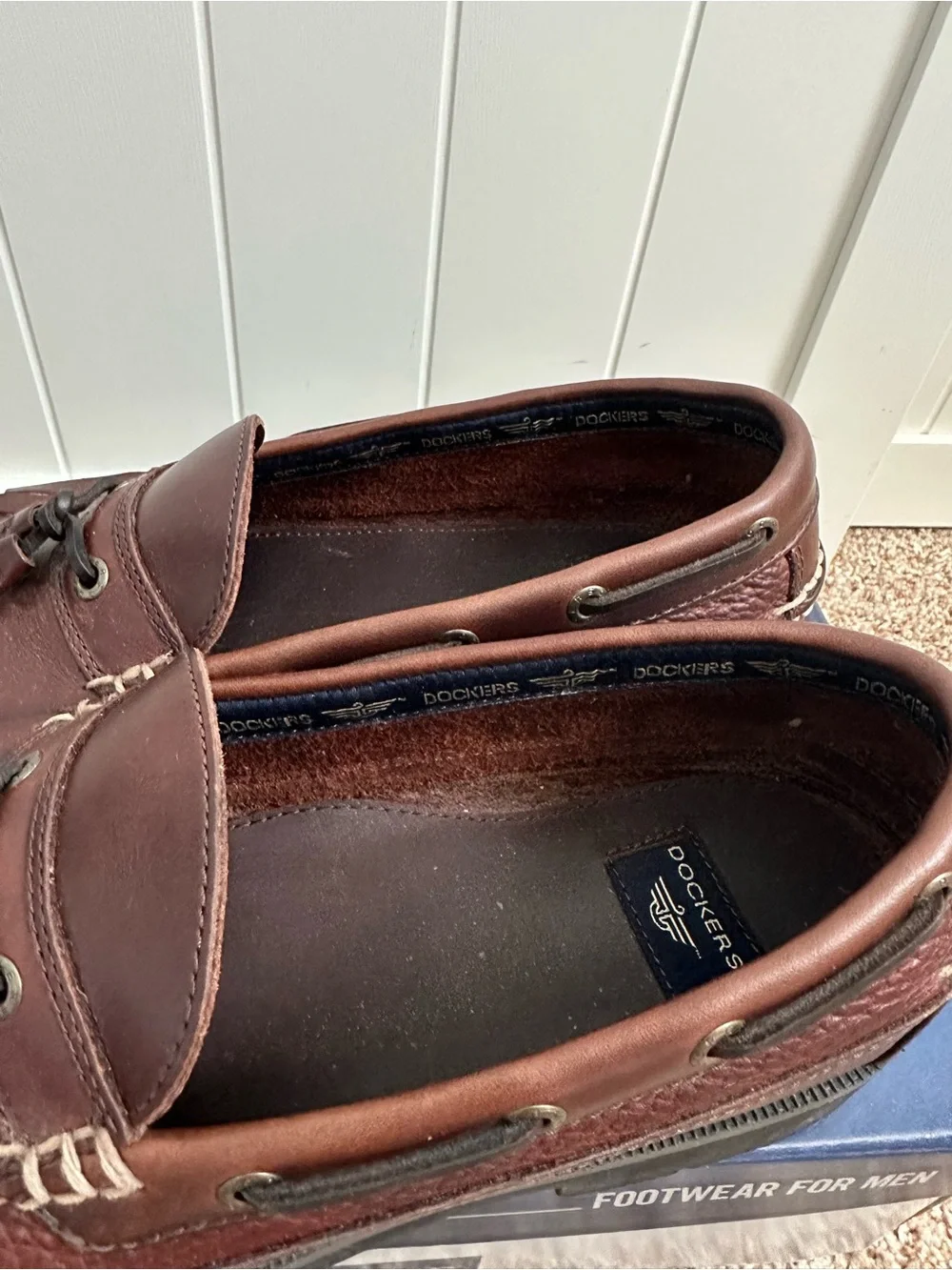 Dockers Erie Men’s Size 10 Red Brown Leather Tassel Kiltie Boat Shoes Loafers